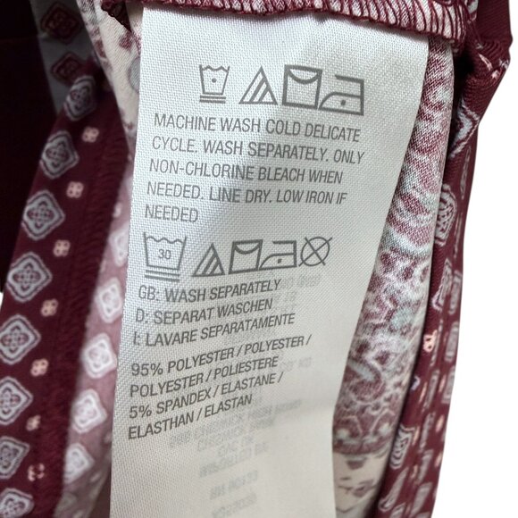 BELLE Kim Gravel Womens Stretch Top Medium Burgundy Red Paisley Zip V-Neck NWOT - Picture 7 of 7